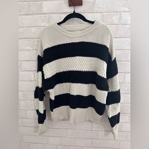 Bold Striped Knit Sweater Cozy Cream and Black Horizontal Bands Size L #1898
